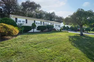 77 Drybrook Rd, Warwick, RI 02889 - Photo 1