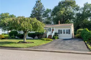 77 Drybrook Rd, Warwick, RI 02889 - Photo 2