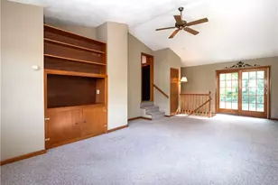 77 Drybrook Rd, Warwick, RI 02889 - Photo 6