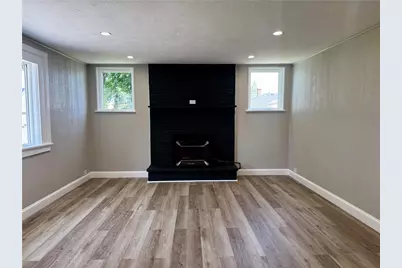 496 Beverage Hill Avenue, Pawtucket, RI 02961 - Photo 6