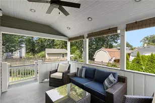 7 Prairie Ave, Newport, RI 02840 - Photo 32