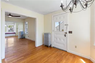20 Spring Garden St, Warwick, RI 02888 - Photo 20