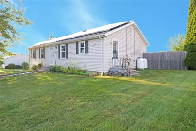 61 Amesbury Circle, Middletown, RI 02842 - Photo 12