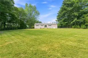 9 Eileen Dr, North Kingstown, RI 02852 - Photo 36