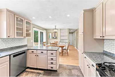 9 Eileen Drive, North Kingstown, RI 02852 - Photo 14