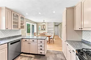 9 Eileen Dr, North Kingstown, RI 02852 - Photo 14