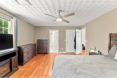 19 Gilcrest Drive, West Warwick, RI 02893 - Photo 10