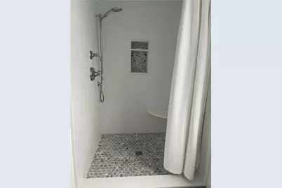 11 Byrnes Street, Newport, RI 02840 - Photo 12