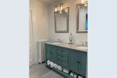 11 Byrnes Street, Newport, RI 02840 - Photo 10