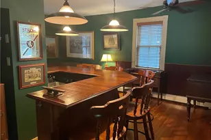 11 Byrnes St, Newport, RI 02840 - Photo 4