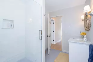 8 Key Ct, Newport, RI 02840 - Photo 34