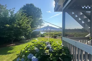 8 Key Ct, Newport, RI 02840 - Photo 2