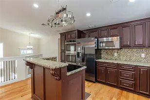 32 Cavalcade Blvd, Johnston, RI 02919 - Photo 18