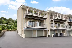 4042 Post Rd, Warwick, RI 02886 - Photo 4