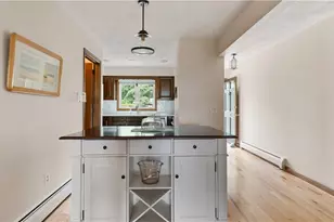 4042 Post Rd, Warwick, RI 02886 - Photo 8
