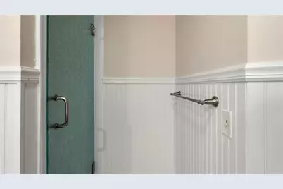 4042 Post Road #5, Warwick, RI 02886 - Photo 16