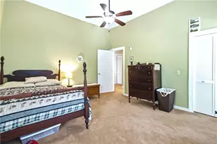 27 Higgins St, Smithfield, RI 02917 - Photo 12