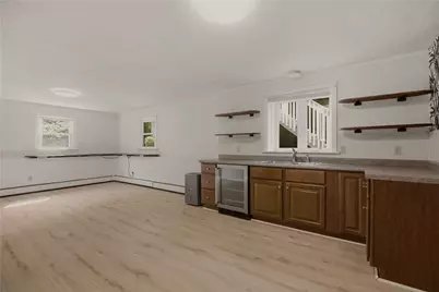 18 Waterman Street, Bristol, RI 02809 - Photo 28