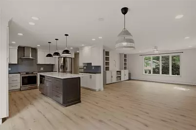 18 Waterman Street, Bristol, RI 02809 - Photo 10