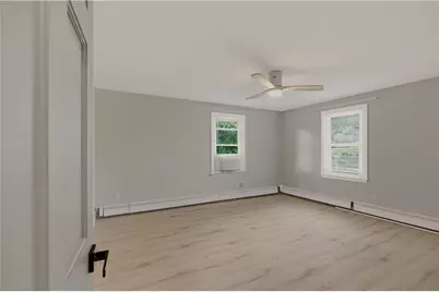 18 Waterman Street, Bristol, RI 02809 - Photo 14