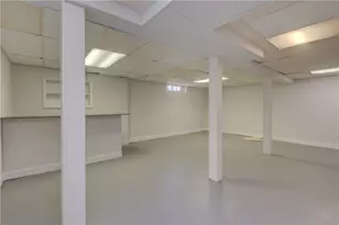 70 Sargent Ave, Providence, RI 02906 - Photo 32