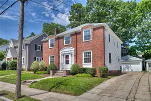 70 Sargent Ave, Providence, RI 02906 - Photo 2