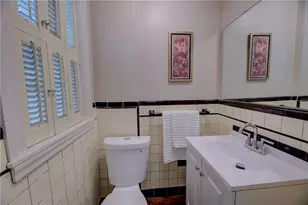 70 Sargent Ave, Providence, RI 02906 - Photo 10