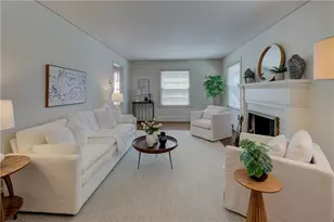 70 Sargent Ave, Providence, RI 02906 - Photo 4