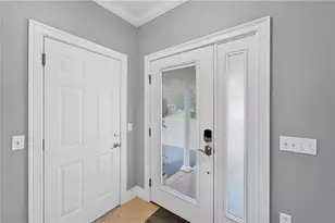 23 Franklin St, Westerly, RI 02891 - Photo 2