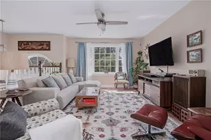 45 Oakwood Ave, Providence, RI 02909 - Photo 6