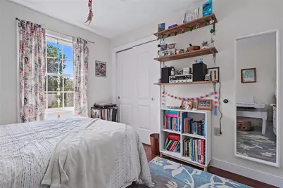 45 Oakwood Avenue, Providence, RI 02909 - Photo 26