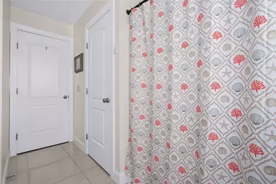 45 Oakwood Avenue, Providence, RI 02909 - Photo 20
