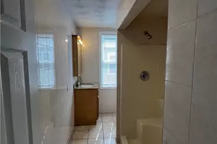 71 Sutton St, Providence, RI 02903 - Photo 16