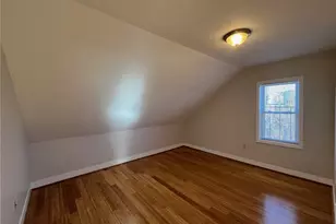71 Sutton St, Providence, RI 02903 - Photo 6