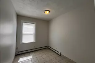 71 Sutton St, Providence, RI 02903 - Photo 14