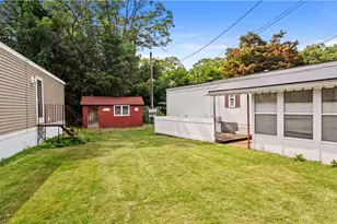 979 Toll Gate Rd, Warwick, RI 02886 - Photo 18