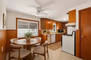 21 Ashley St, Cranston, RI 02920 - Photo 6
