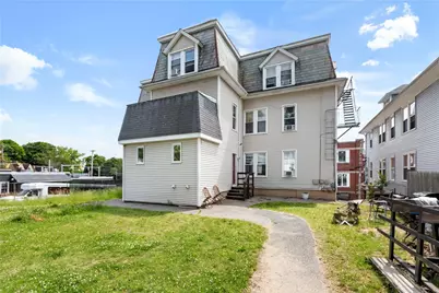 584 N North Main Street, Woonsocket, RI 02895 - Photo 6