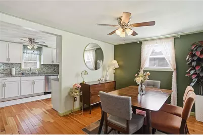 22 Pennsylvania Avenue, Warren, RI 02885 - Photo 8