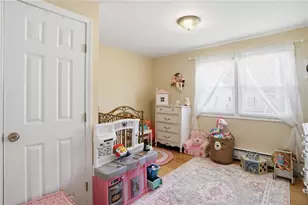22 Pennsylvania Ave, Warren, RI 02885 - Photo 16