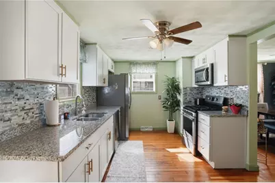 22 Pennsylvania Avenue, Warren, RI 02885 - Photo 6