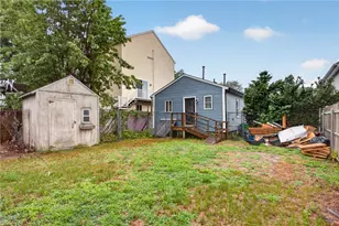 68 Uncas St, Warwick, RI 02889 - Photo 38