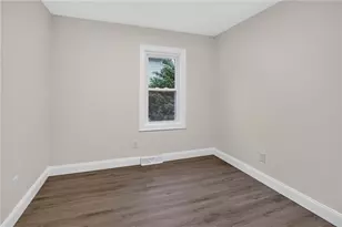 68 Uncas St, Warwick, RI 02889 - Photo 22