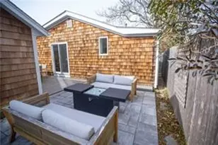 28 Crest St, Middletown, RI 02842 - Photo 16