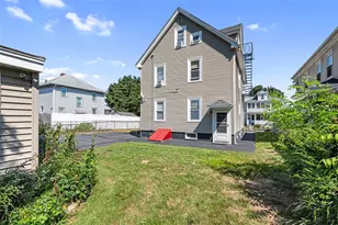 82 Chestnut Ave, Cranston, RI 02910 - Photo 36