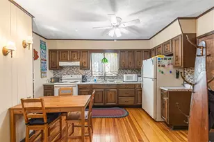 82 Chestnut Ave, Cranston, RI 02910 - Photo 6