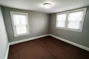 230 Washington St, Central Falls, RI 02863 - Photo 12