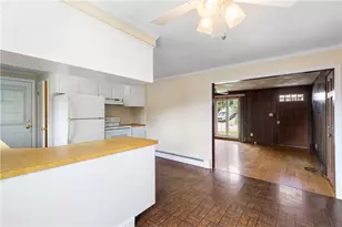 4 Eisenhower St, Cumberland, RI 02864 - Photo 14