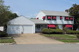 10 Surrey Ln, Lincoln, RI 02865 - Photo 4