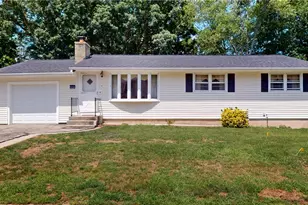 52 Atlantic Ave, West Warwick, RI 02893 - Photo 2